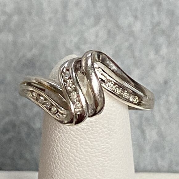925 Sterling Silver Signed M Diamond Double Row Wave Bypass Ring Size 7